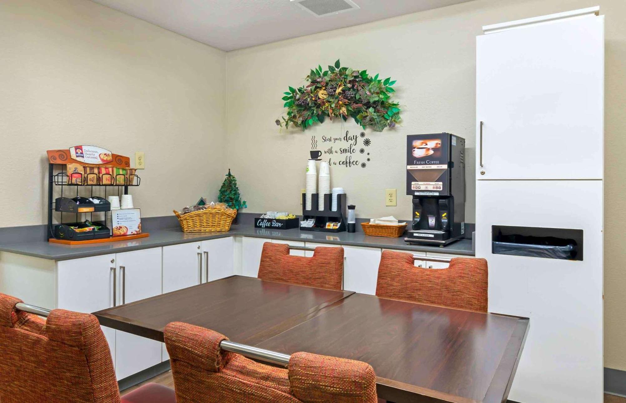 Extended Stay America Suites - Kansas City - Airport Esterno foto